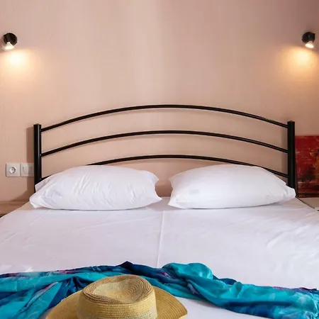 Persefoni Apartments&mezonetes 3*