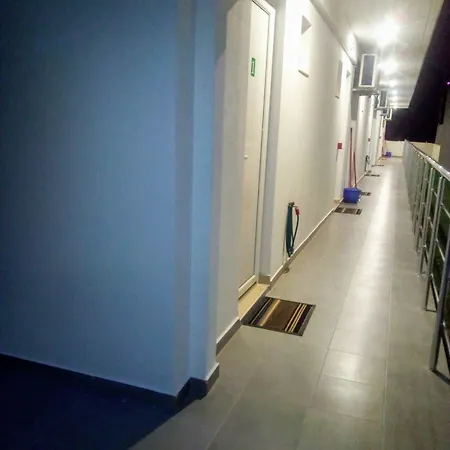 Persefoni & Mezonetes