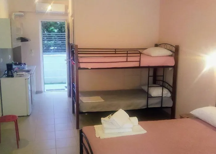 Apartmanhotel Persefoni & Mezonetes 3*