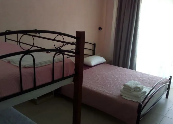 Persefoni & Mezonetes Toróni