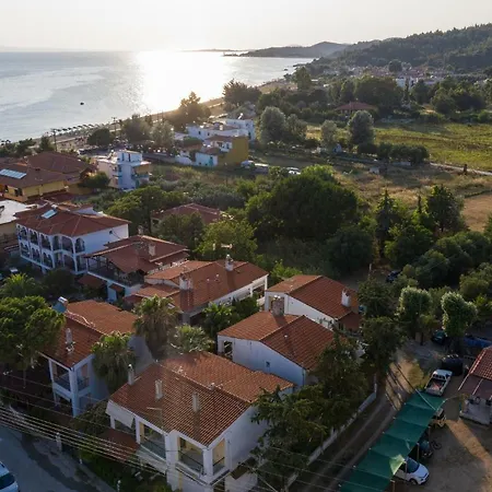 Persefoni & Mezonetes Apartahotel 3*