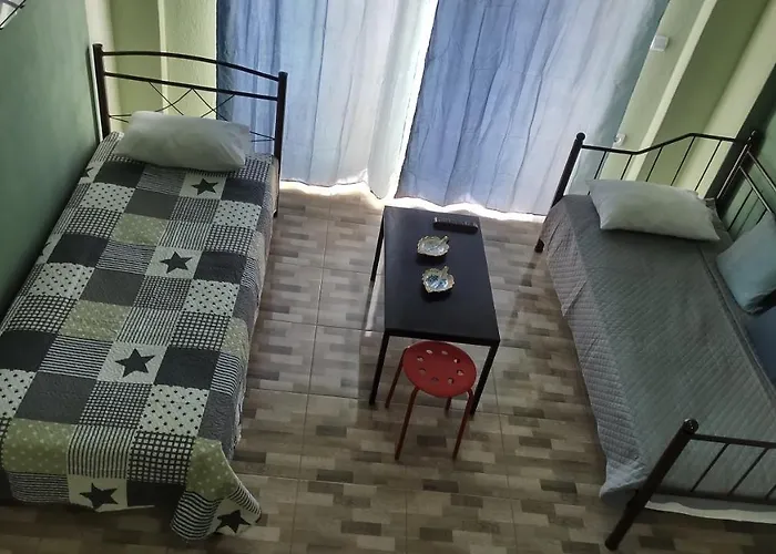 Persefoni & Mezonetes 3*