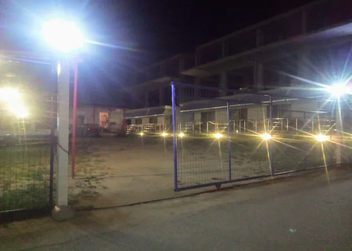 Persefoni & Mezonetes Apartmanhotel Toróni